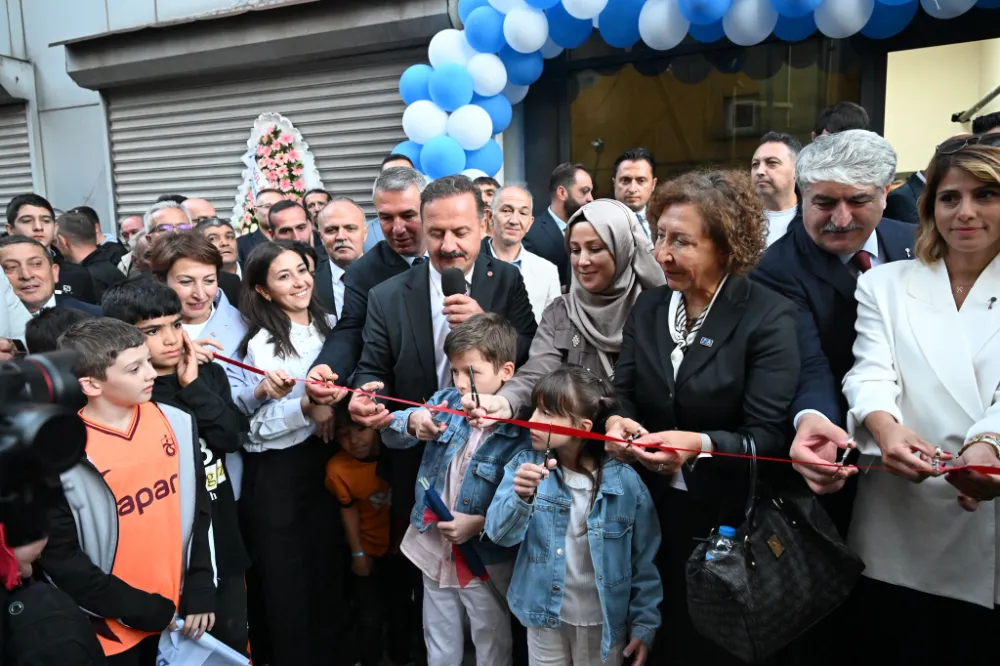 YAVUZ AĞIRALİOĞLU KÜTAHYA’DA ESNAFI DİNLEDİ
