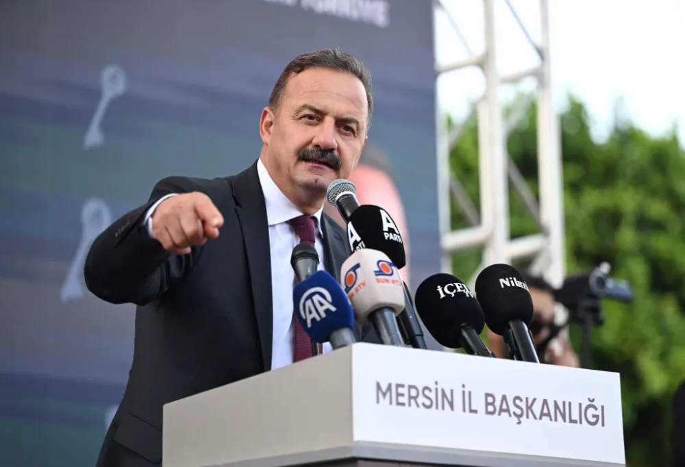 YAVUZ AĞIRALİOĞLU MERSİN’DEN SESLENDİ:  ÖCALAN BİN SENE DE GEÇSE TERÖRİSTTİR!