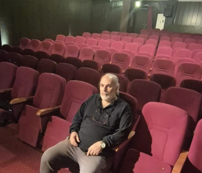 Tarihi Şişli Tiyatrosu sahne kirasını yarıya indirdi: ‘Mücadele yaşatır’