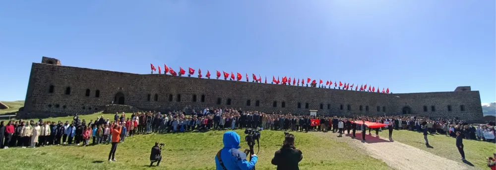 Erzurum il Milli eğitim müdürlüğü ecdada vefa programı düzenlendi 