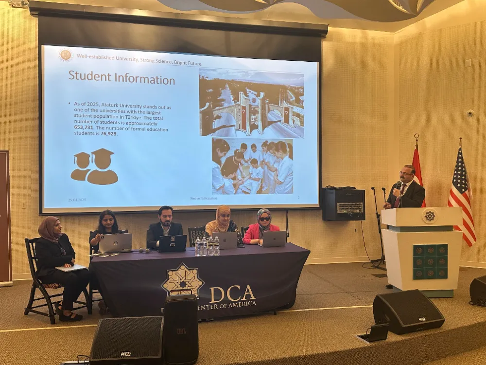 REKTÖR HACIMÜFTÜOĞLU, ABD’DE DİYANET CENTER OF AMERİCA’DA GENÇ AKADEMİSYENLERLE BULUŞTU