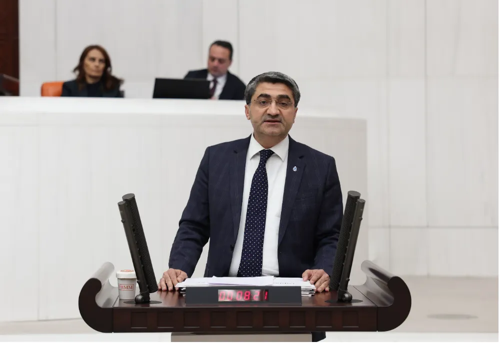 DEVA Partili Ekmen: Kazanlı sahilindeki kirlilik engellenmelidir   