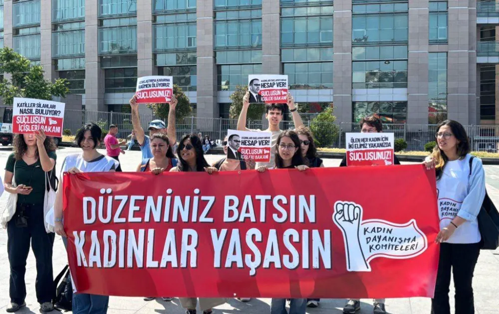 Gözaltına alınan TKP üyeleri serbest: ‘Suçlu olduğunuzu yüzünüze haykırmaya devam edeceğiz’