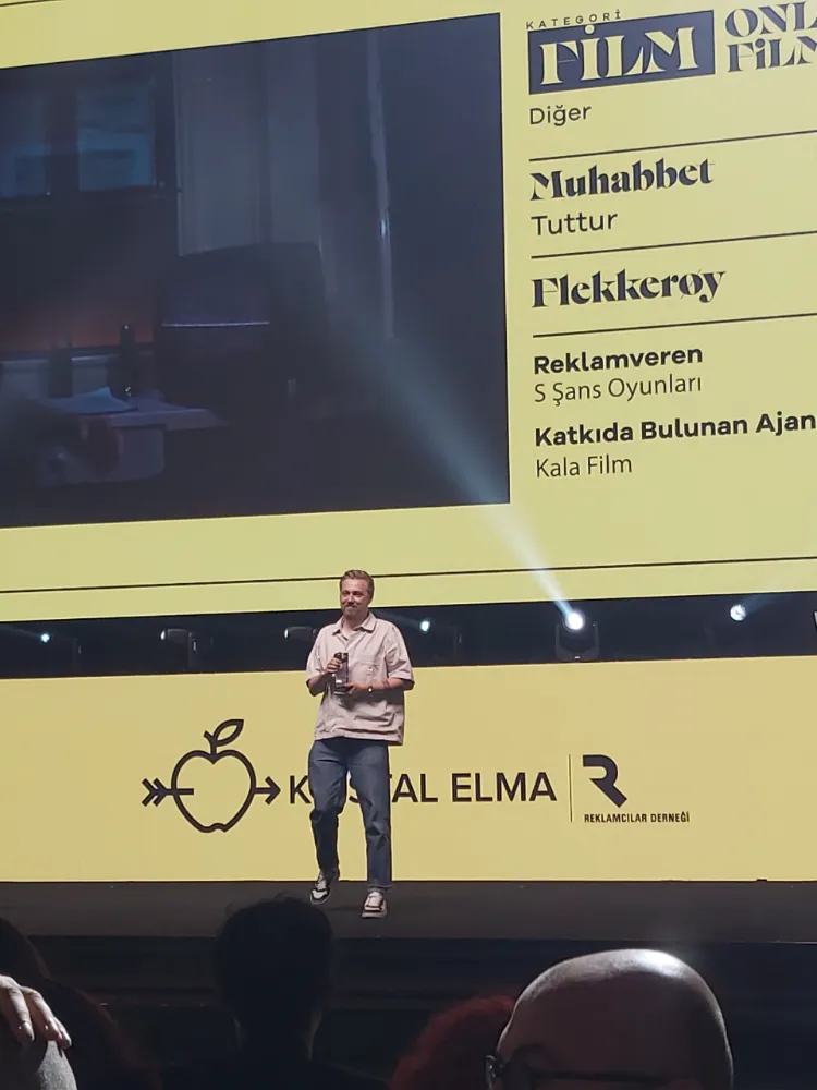 TUTTUR VE S SPORT PLUS’A KRİSTAL ELMA’DAN İKİ ÖDÜL 