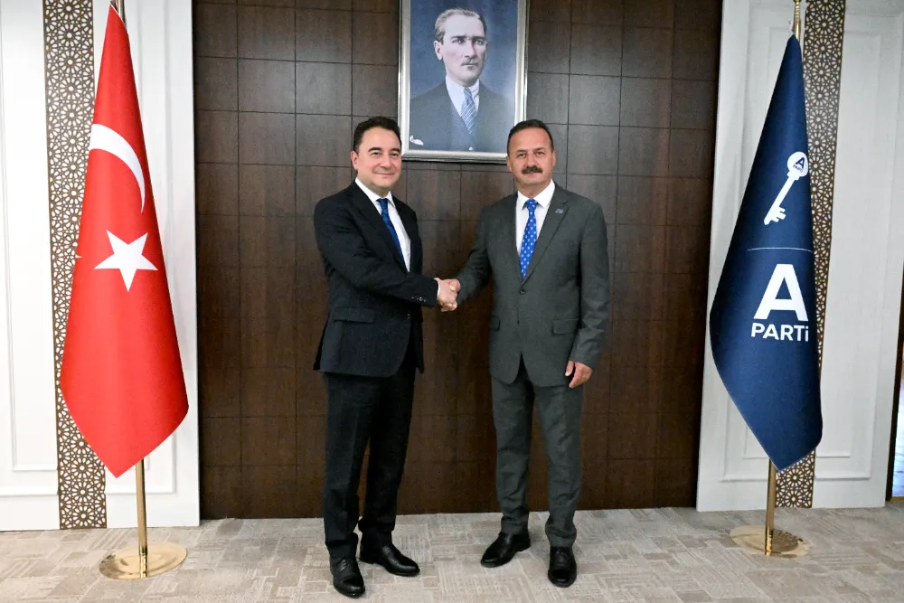 AĞIRALİOĞLU BABACAN’I AĞIRLADI