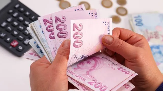 Kamu işçilerinin ikinci zam teklifi yarın
