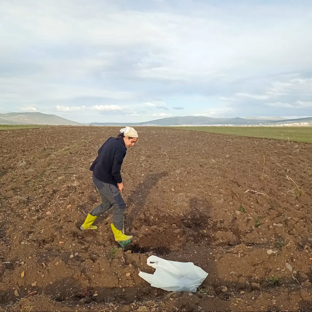Ardahan’da Çiftçilere Verimli Toprak Eğitimi Verildi