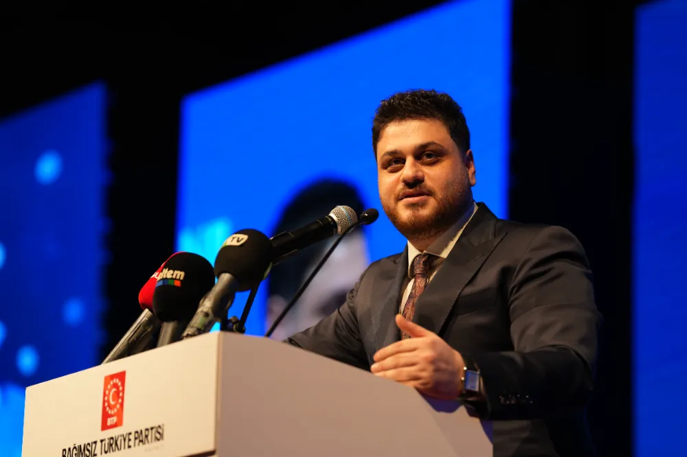“Leman dergisi iktidarın ekmeğine yağ sürdü” 