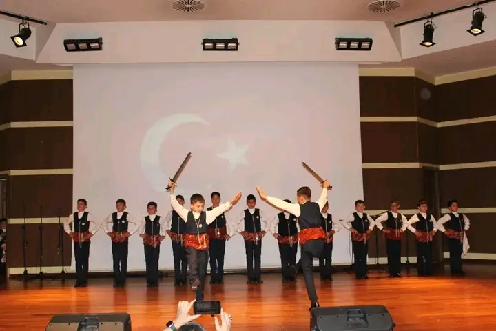 HALK OYUNLARI DERNEĞİ YÜREĞİMİZE SU SERPTİ