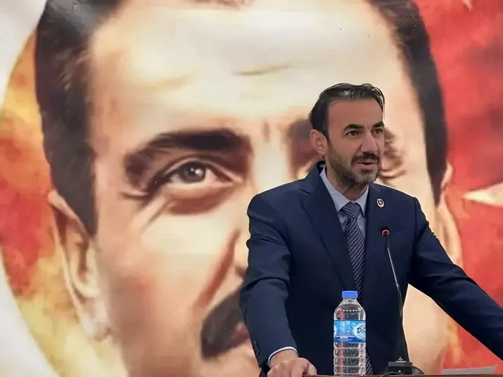 Erzurum İl Başkanı Yılmaz’dan Uçak Seferi ve Bölgesel Sorunlara Çözüm Çağrısı
