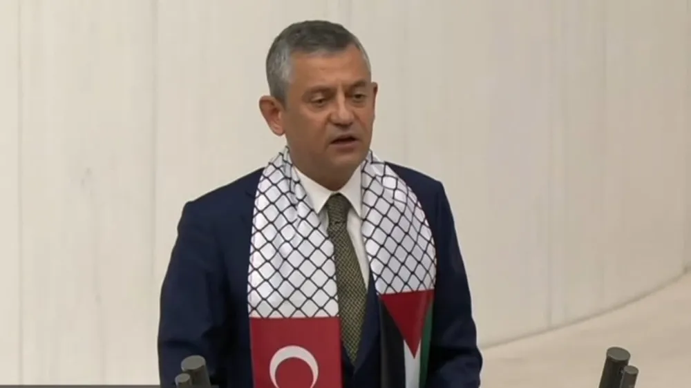 Özel