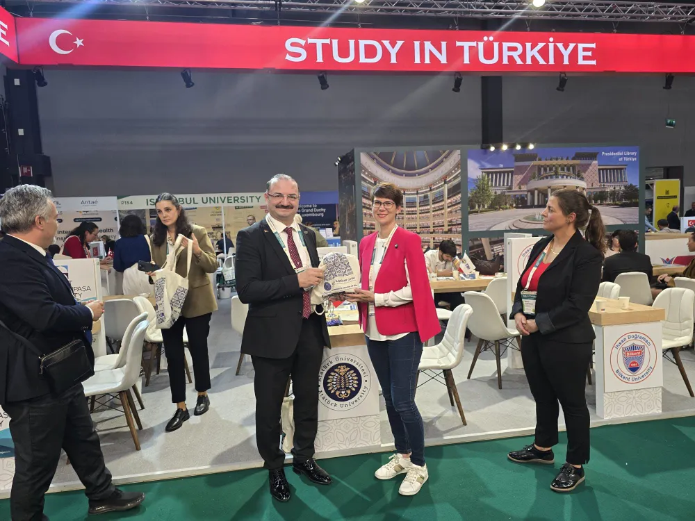 ATATÜRK ÜNİVERSİTESİ, AVRUPA’NIN EN BÜYÜK EĞİTİM FUARLARINDAN EAIE 2025’TE YER ALDI