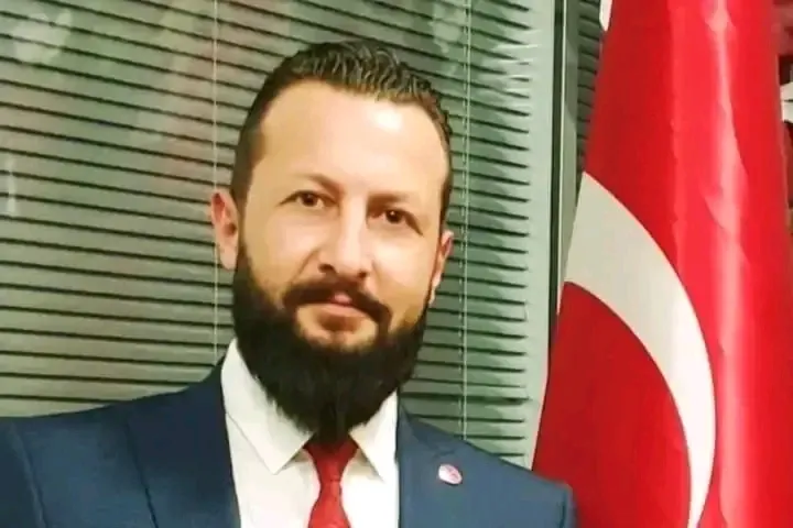 Sadık Çat Kandiller rahmetlerin yağmur gibi yağdığı gündür 