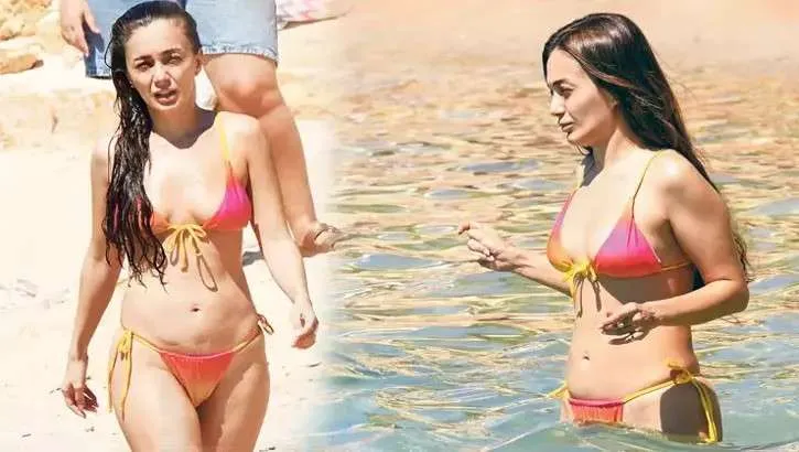 Damla Sönmez sahilde göz kamaştırdı