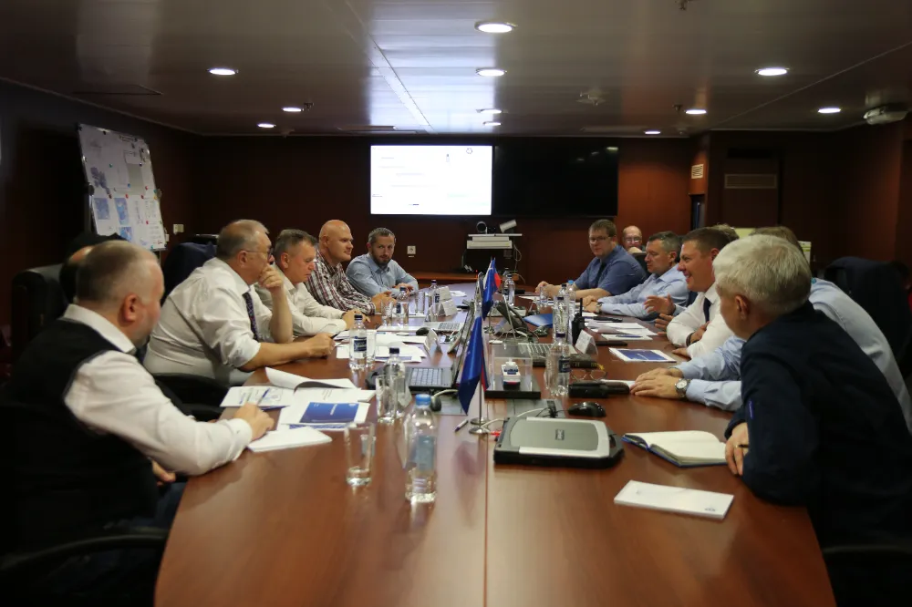 IAEA DELEGASYONU DÜNYANIN TEK YÜZER NÜKLEER SANTRALİNİ ZİYARET ETTİ 